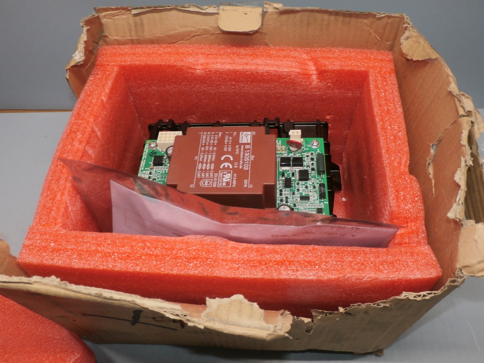 New GE 1.6-100 Wind Turbine Pitch Battery Charger Sub Assembly Board 810-031-149