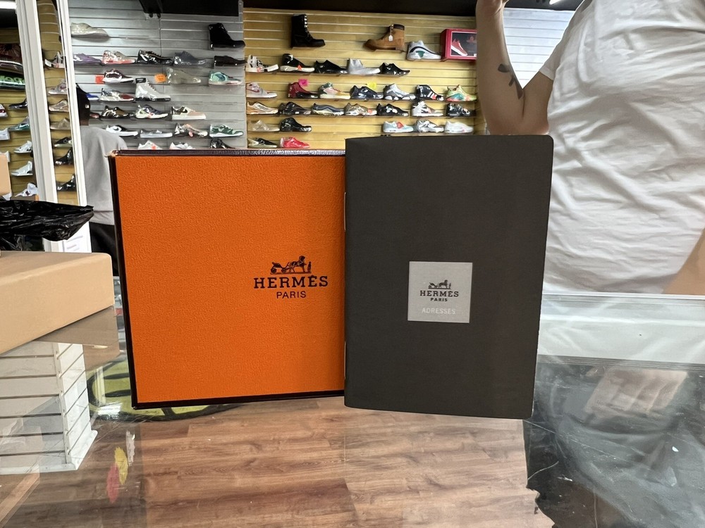 Hermes Phone Book Grey