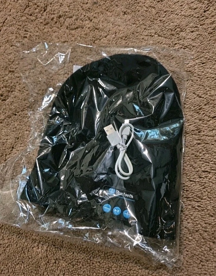 Bluetooth Beanie/Hat USB