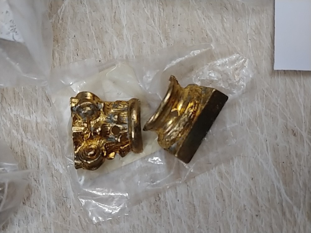 11 SETS COLUMN BASES / HOLDERS