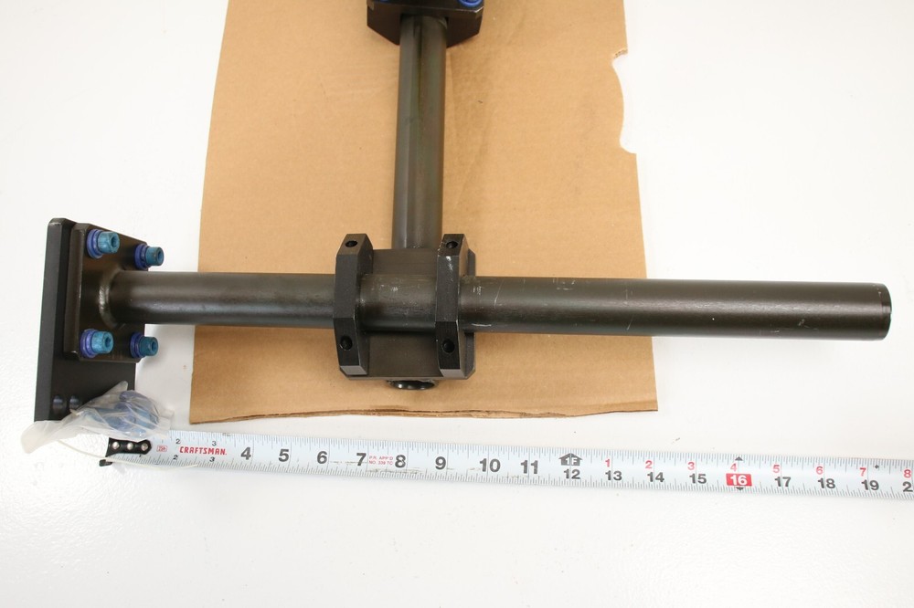 Syndevco robot dress cable management floating bracket with clamp