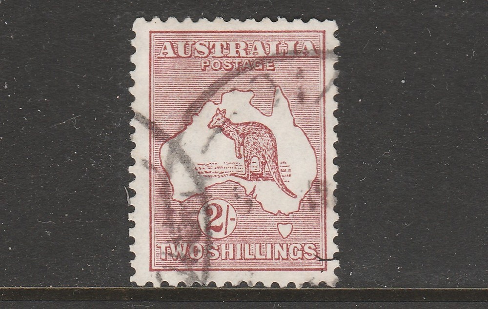 KANGAROO SMALL MULTIPLE WMK 2/- MAROON "MINT" SG 110