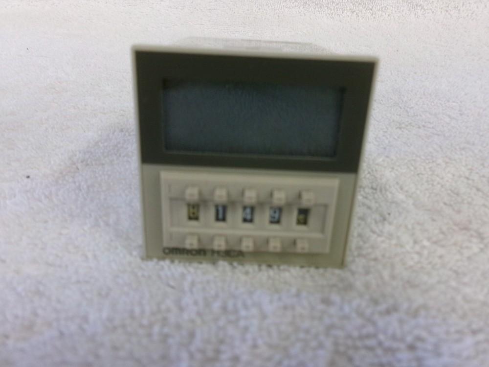 Omron Timer   H3CA-A