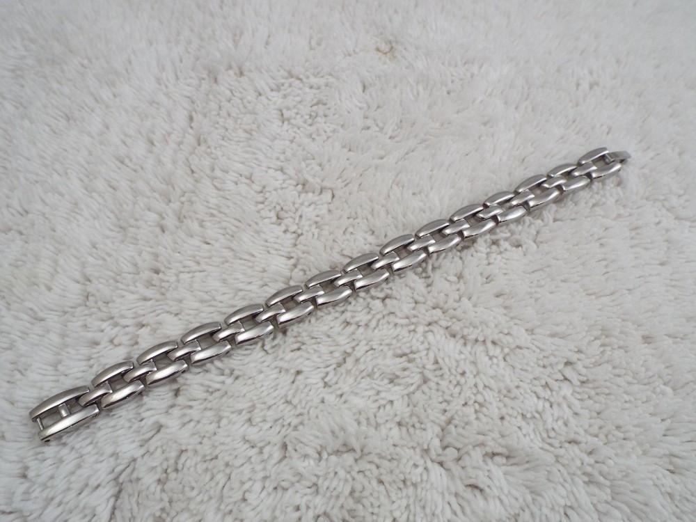 Silvertone Link Bracelet