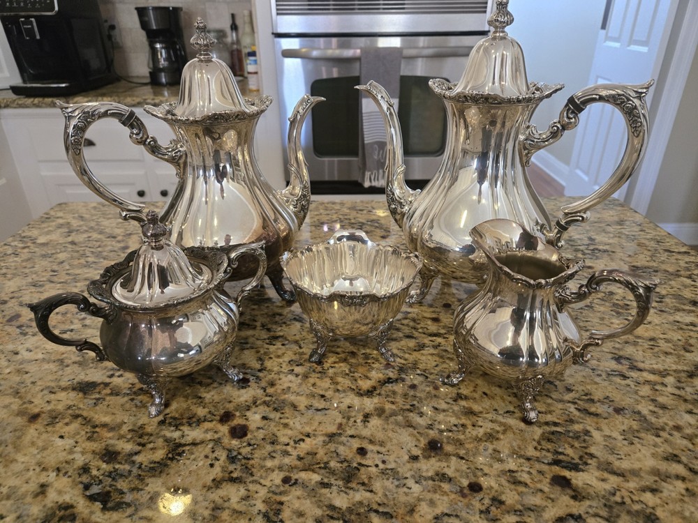 Wallace 1200 sterling silver plate. 5pc. comlplete tea service, nice condition!