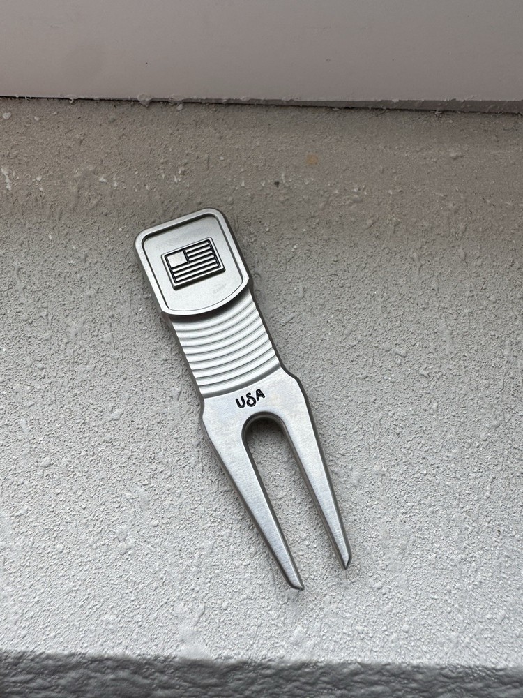Tyson Lamb USA Divot Tool