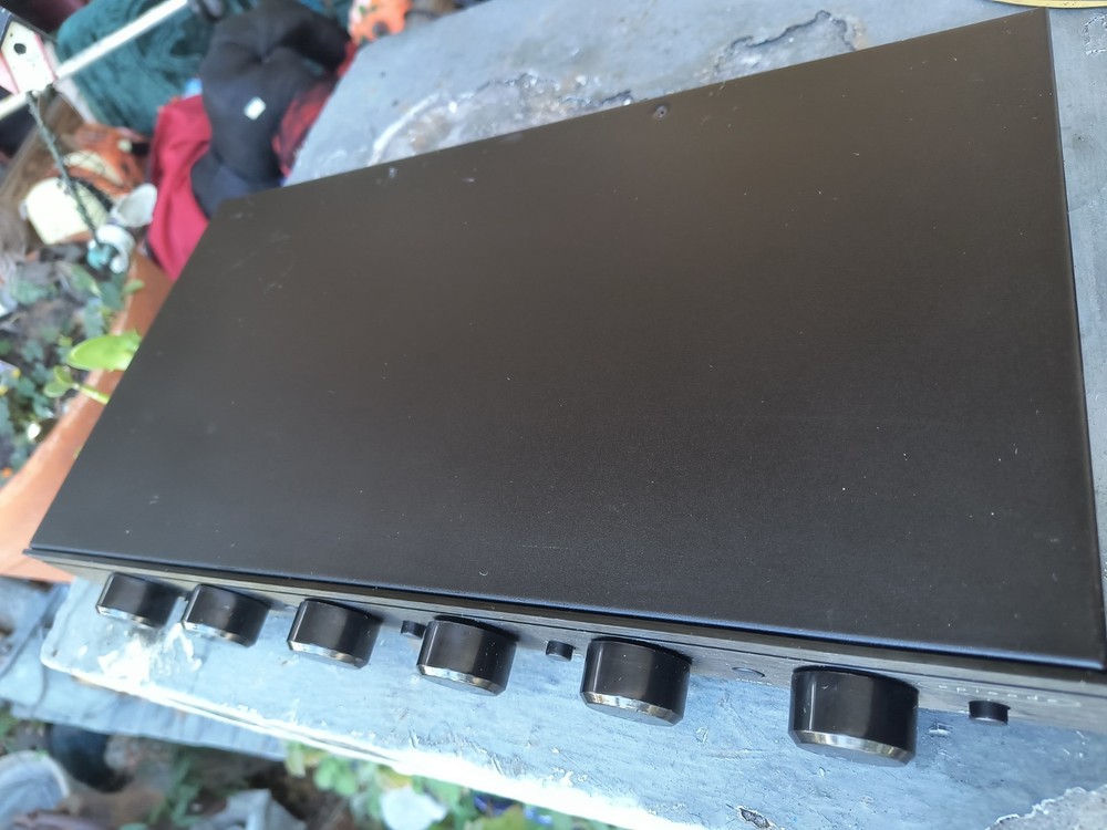 Sony CAV- CVS12ES Component/Composite Video Matrix Switcher Black. WORKS