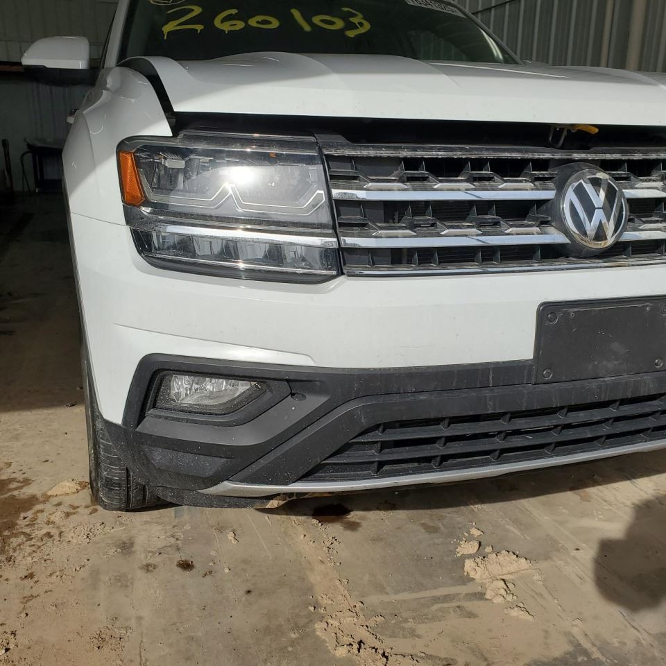 Camera/Projector Camera Front Windshield Mounted Fits 18-20 ATLAS 1181272