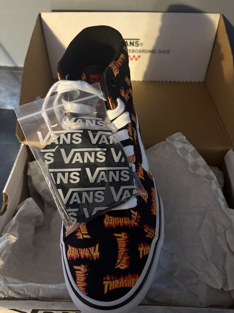 New Thrasher Vans Size 8.5 Men’s