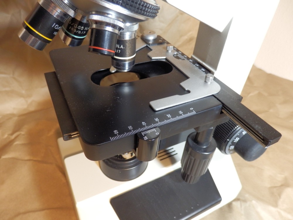 OMAX 40X-2000X LED Compound Microscope