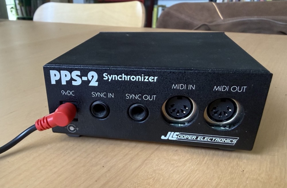 JL Cooper Electronics PPS-2 Synchronizer working with Power Supply