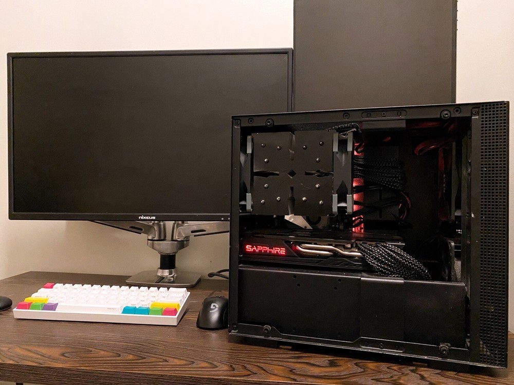 Gaming PC + Dual Monitors