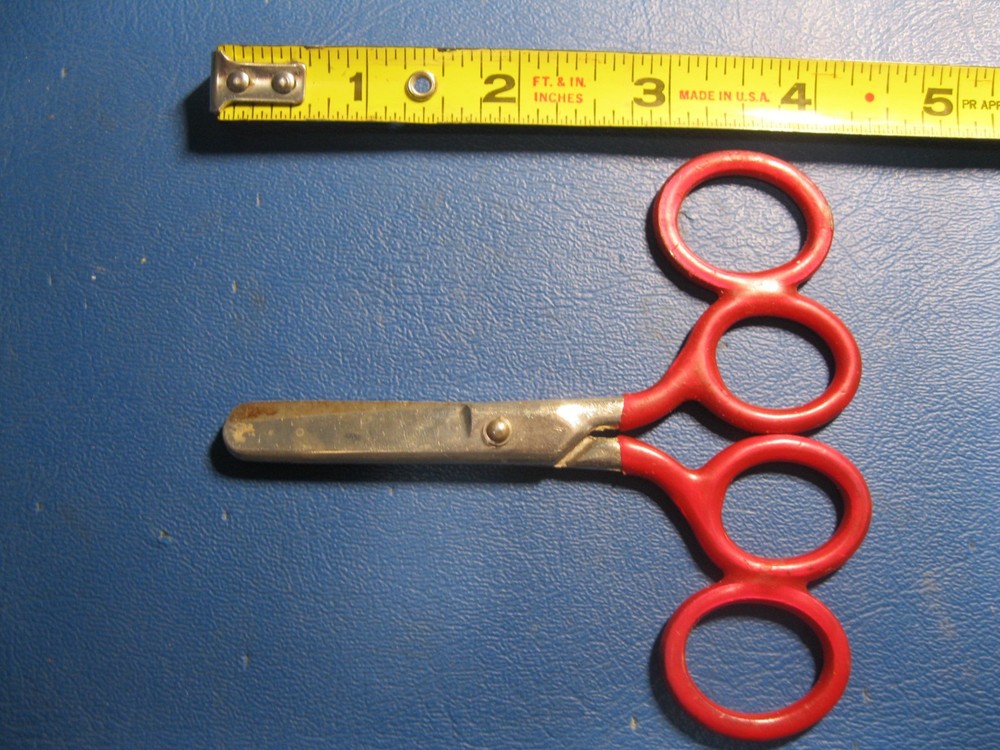 Unique Vintage Teaching Scissors Kleen Cut Made in USA