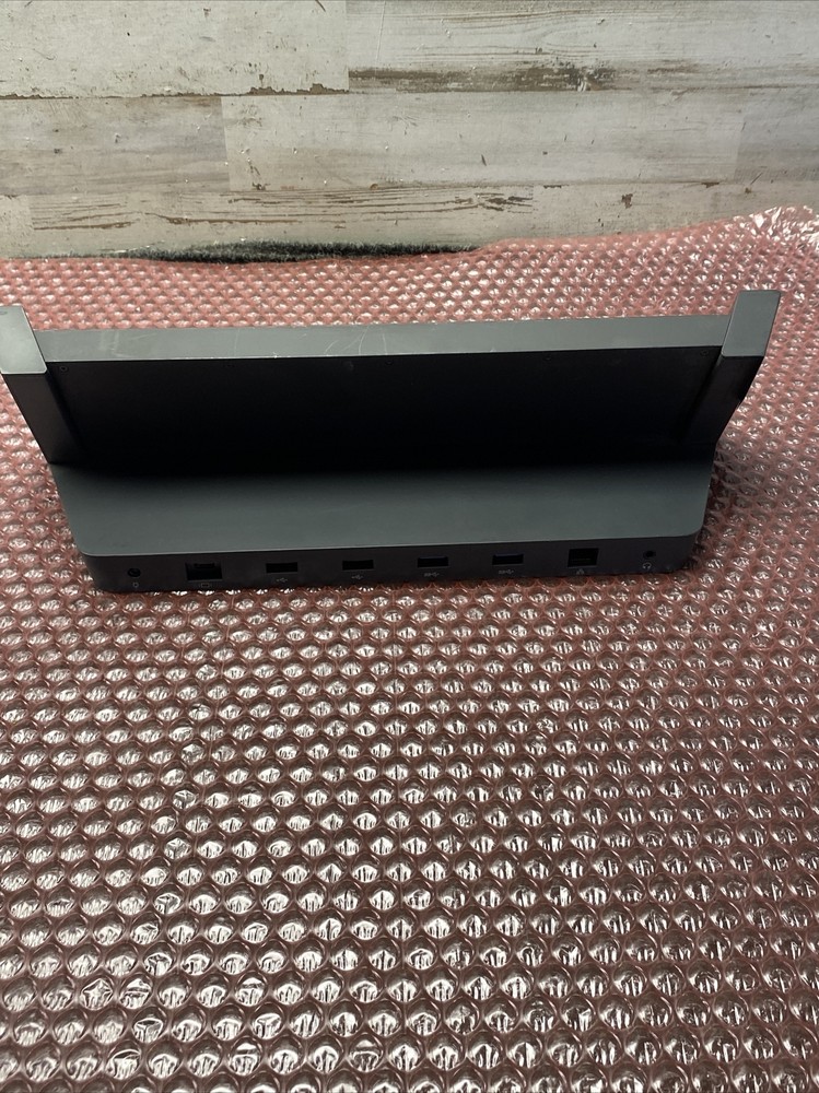 Used MICROSOFT 1664 Docking Station No power cord
