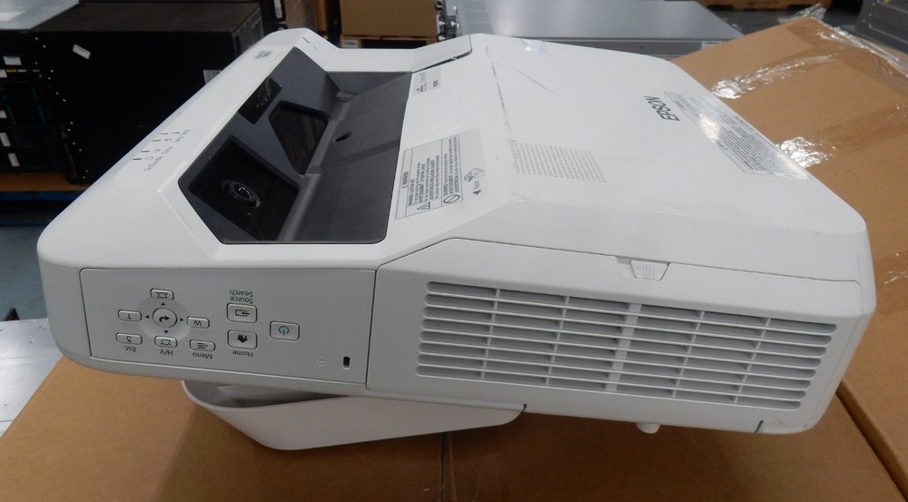 EPSON BRIGHTLINK PRO1460UI 4400-Lumen UST Wireless Interactive Laser Projector