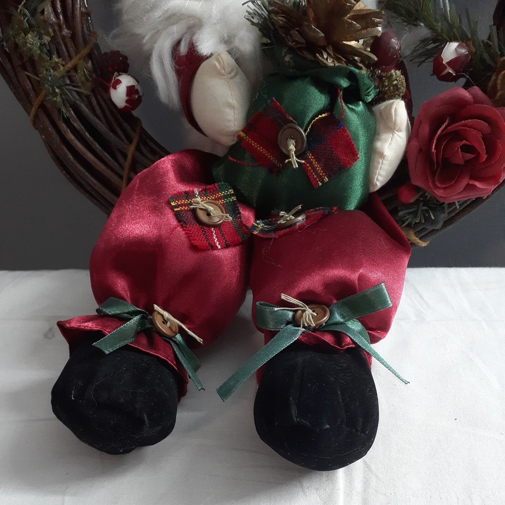 Happy Holidays Santa Christmas Wreath