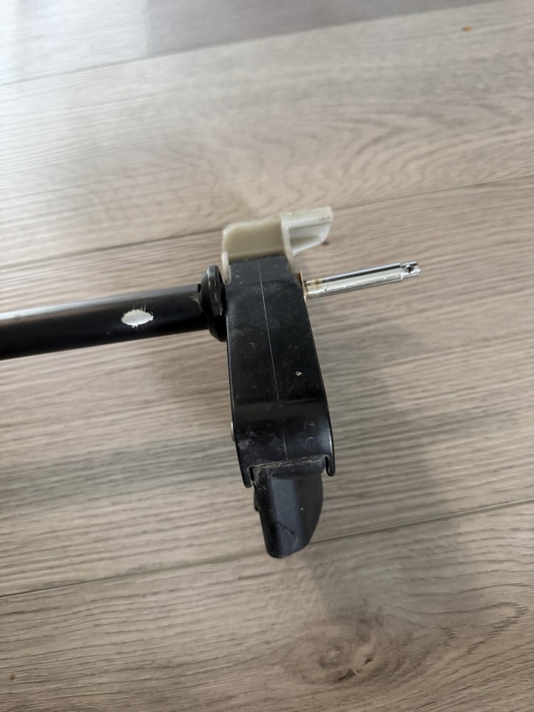 Chicco Bravo Single Stroller Axle Bar For Rear Wheel Replacement