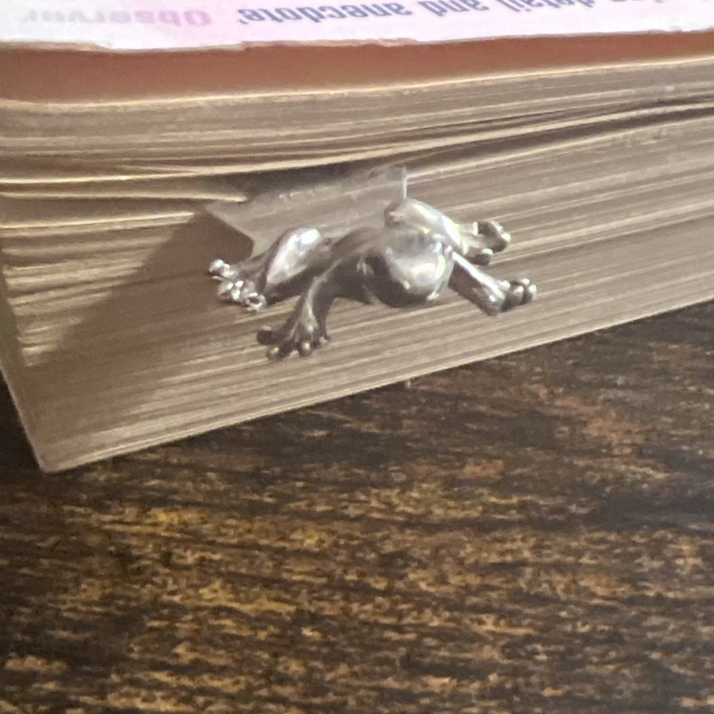 Beautiful 925 Solid Sterling Silver frog toad cute Bookmark 7cm 10.40g