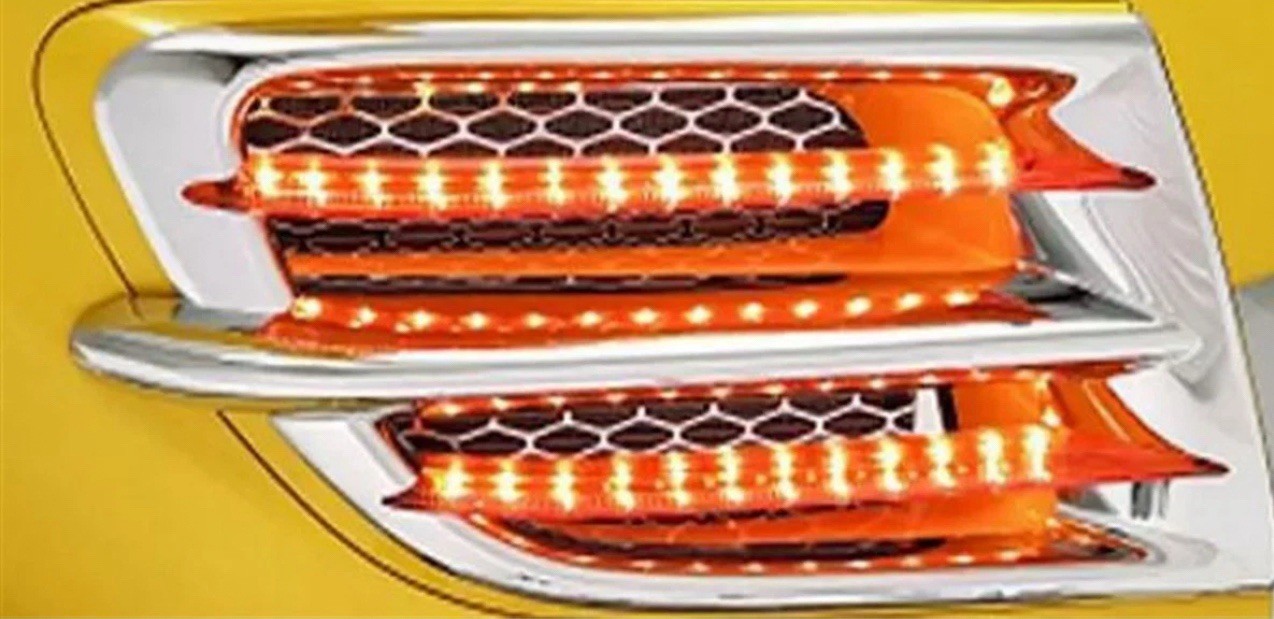 SHOW CHROME 10-2623AUL Amber LED Strip Upper Left 52-623A Side Fairing GL1800