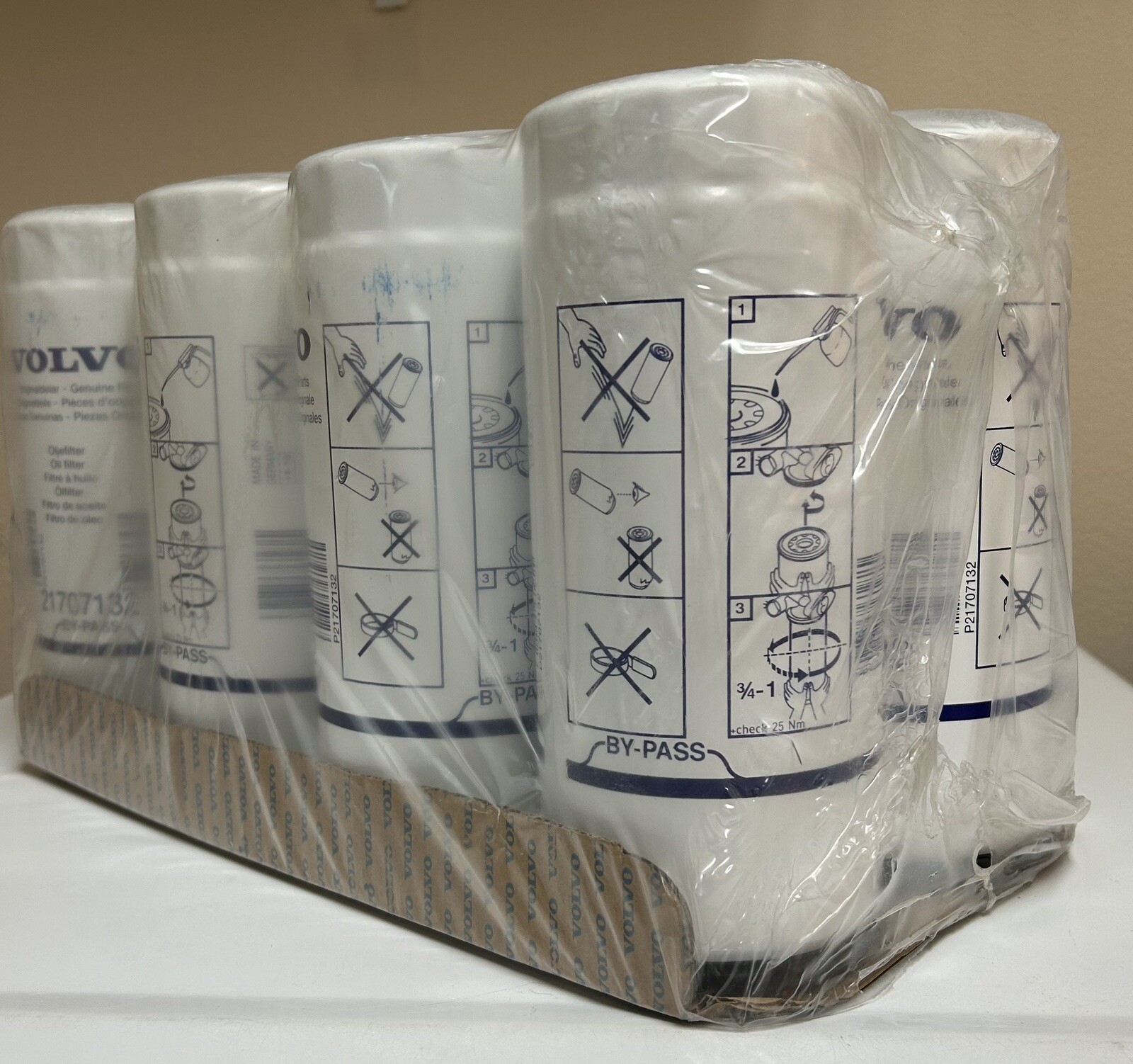 OIL CHANGE KIT FOR VOLVO MACK 21707132 Oil Filter New Set Of 8 US NEW