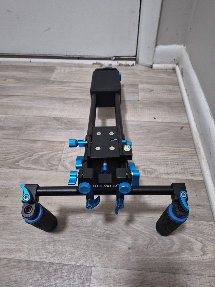 Neewer Camera Shoulder Rig