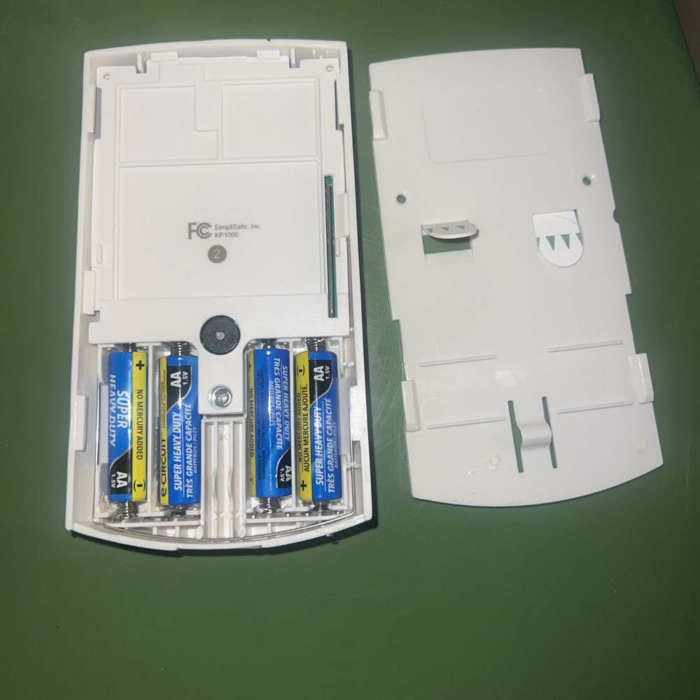 SimpliSafe Wireless Keypad Home Security System First Generation KP1000