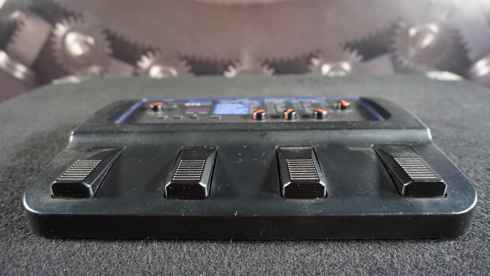 Zoom 1010 Advanced Guitar Effects Processor