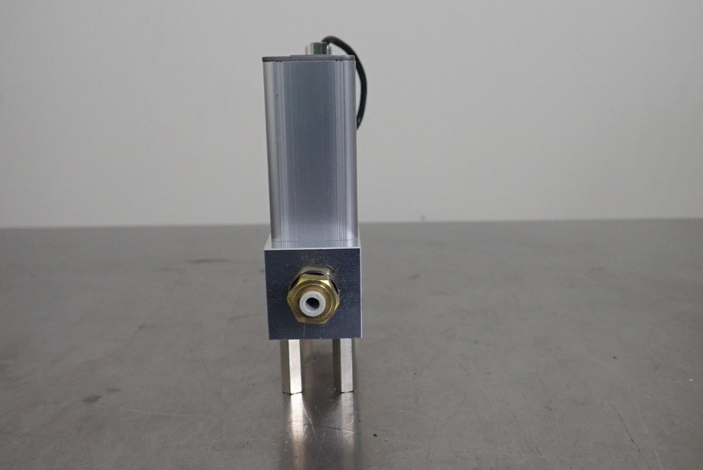 Bronkhorst N2 PLL-001F Mani-Flow Mass Flow Controller 3 Is/min