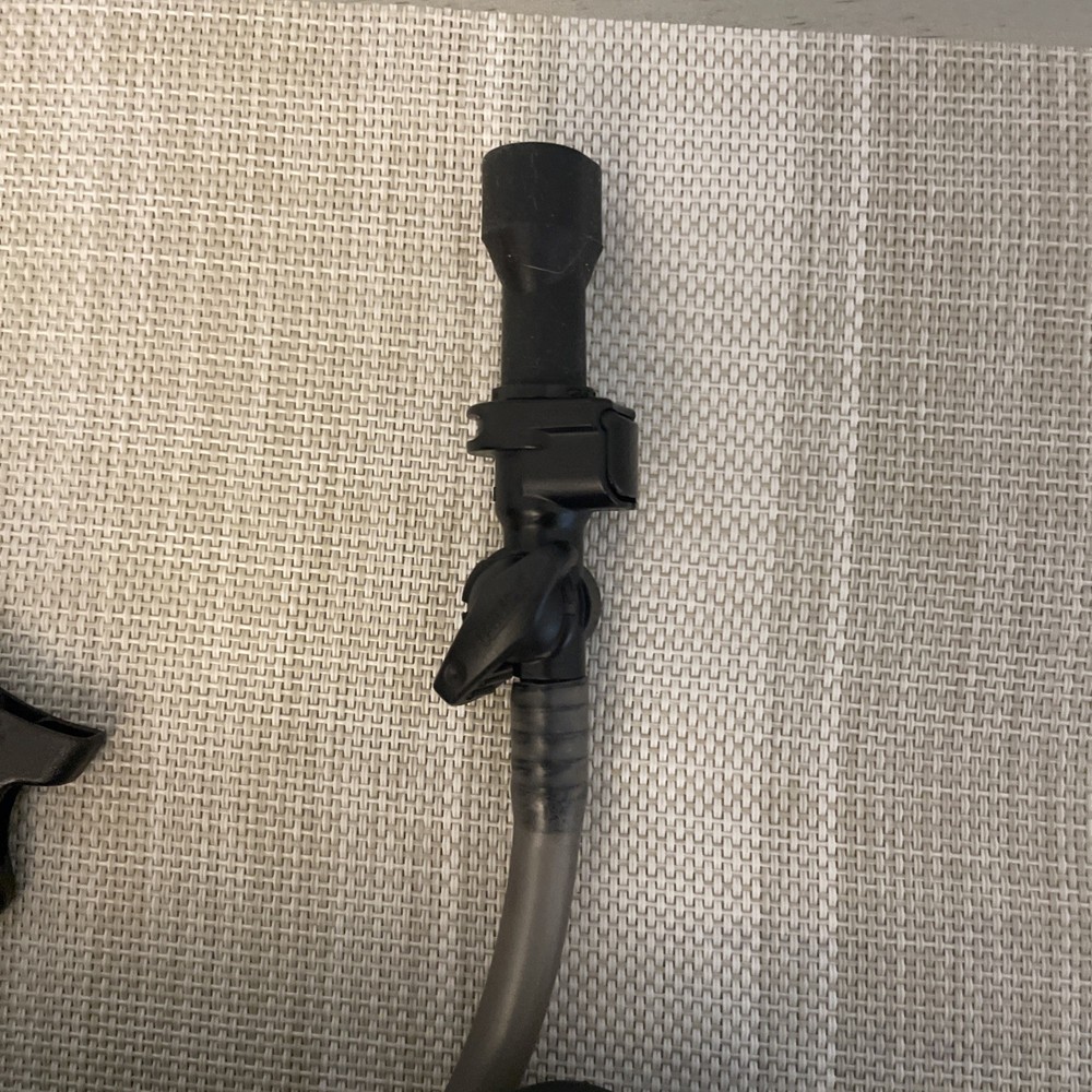 CAMELBAK HydroBak 1.5L/ 50oz Hydration Pack Black Backpack