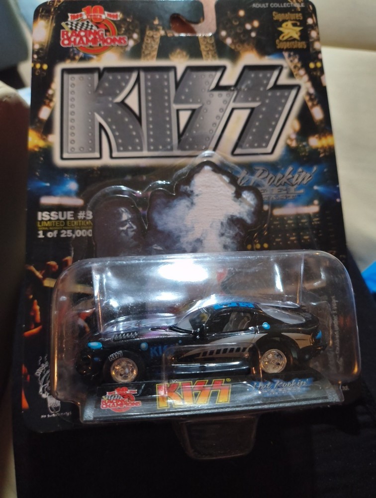 kiss diecast cars 1/64 Issue #3