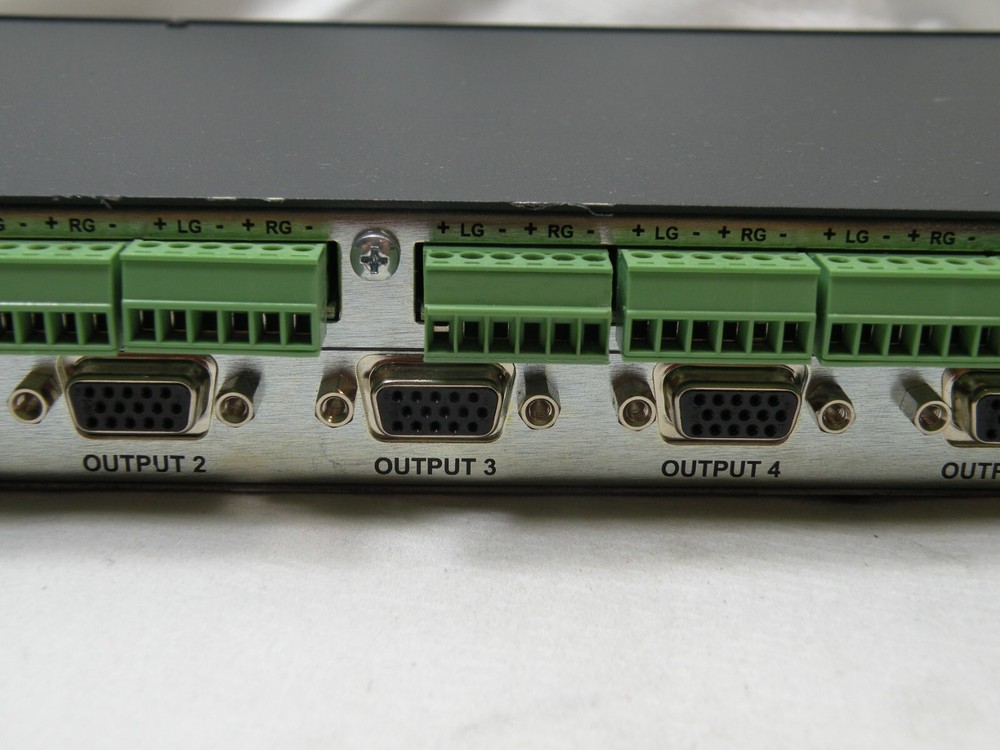 Kramer VP-108, Computer Graphics Video & Balanced Stereo Audio Distribution Amp.