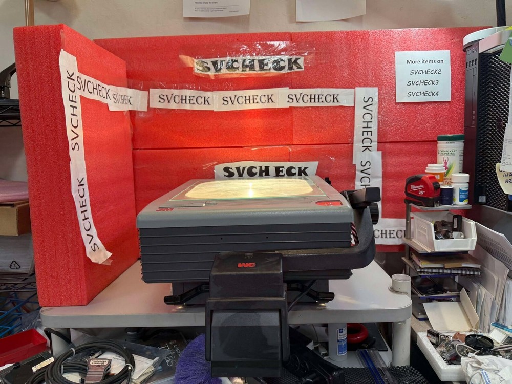 3M 9100 OVERHEAD PROJECTOR 9000AJB