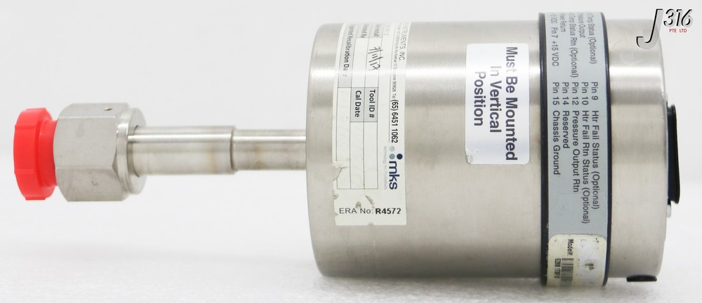 C0127 MKS BARATRON ETCH MANOMETER RANGE: 0.1 TORR E28B.1TBF1B