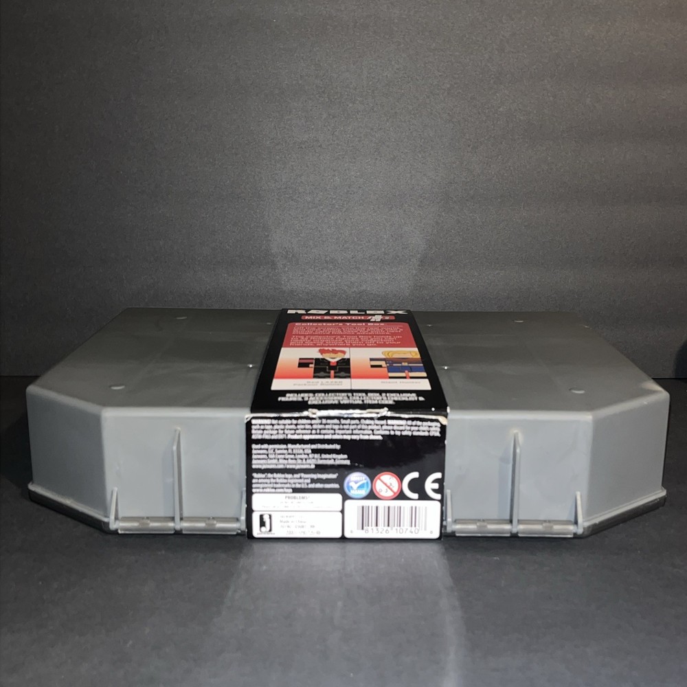New Roblox Collector's Tool Box Carry Case Holds 32 Figures Virtual Item Code