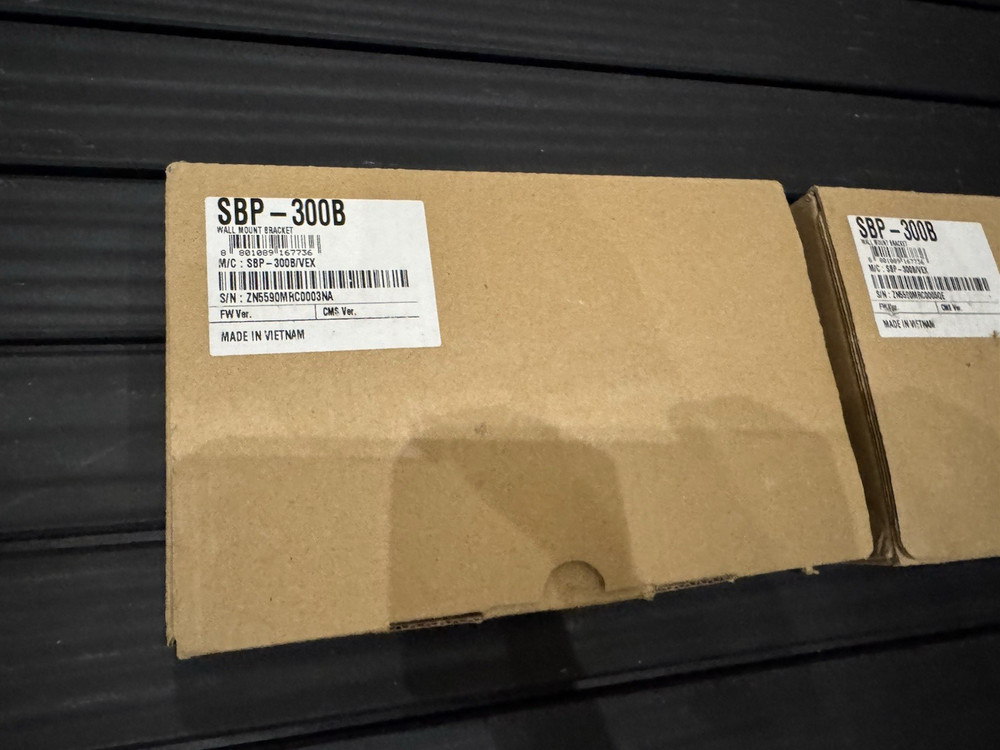 Hanwha Techwin Samsung SBP-300B Surveillance Camera Wall Mount Brackets (2)