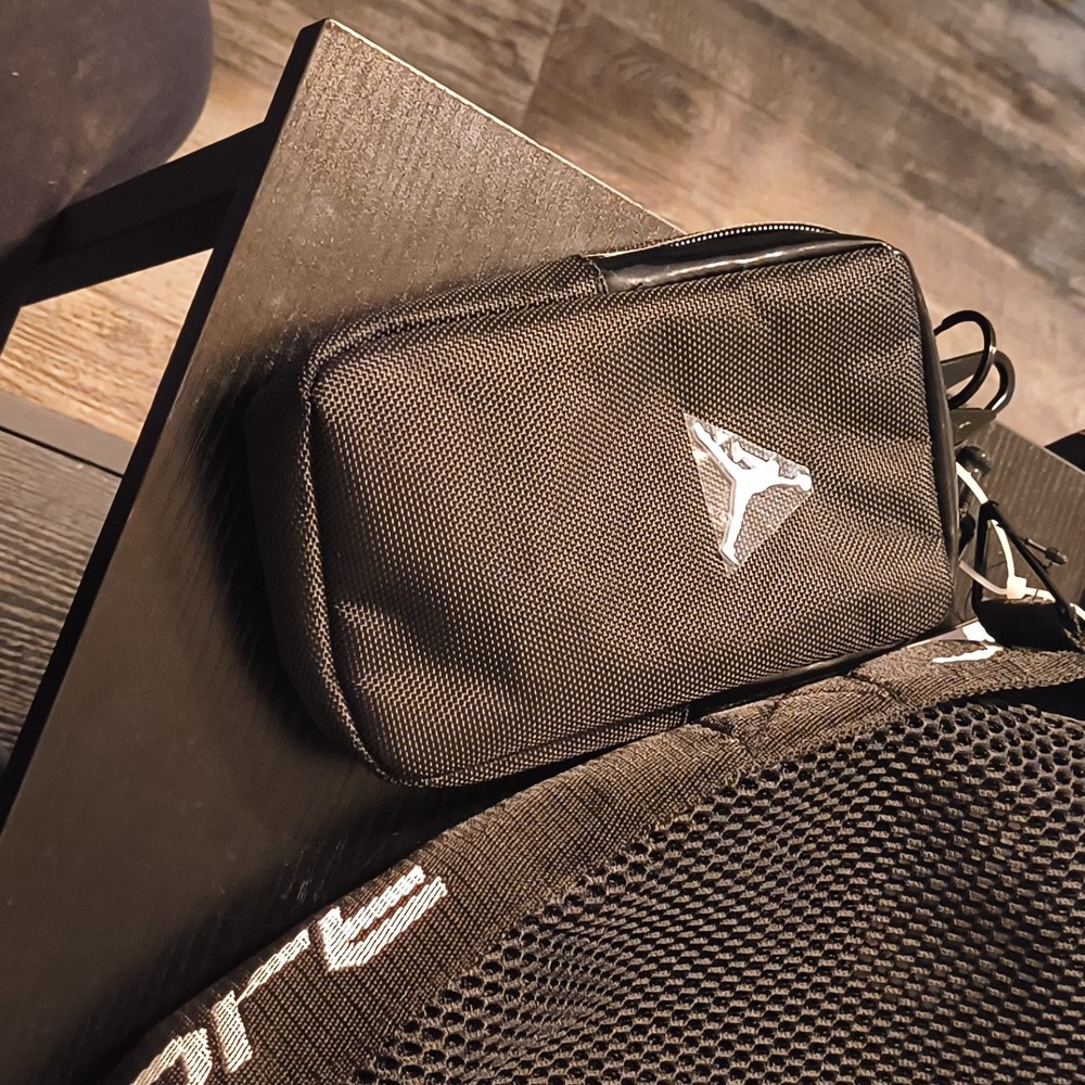 Jordan Black Mesh Gym Bag Adjustable Carrying Strap Polyester