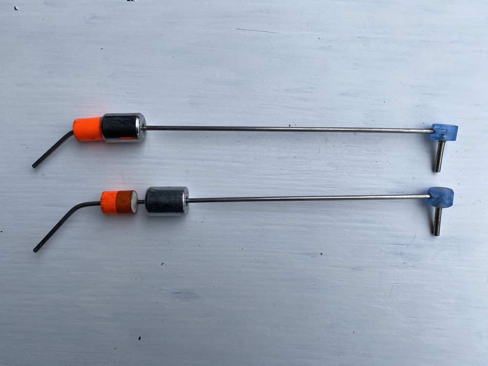 2 Sensitive Roll Over Billy Backbiter bite alarm indicators Pike and Eel fishing