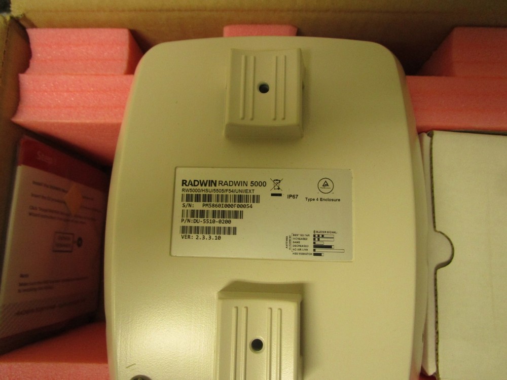 New! Radwin 5000 DU-5510-0200 Subscriber Unit -Includes Mounting Kit