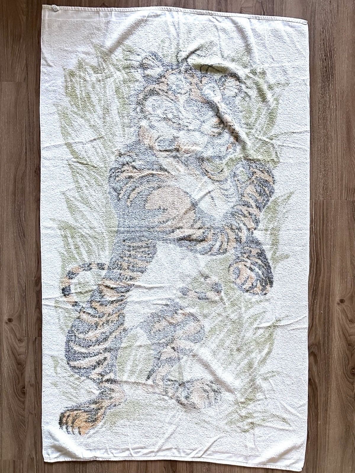 VINTAGE ESSO EXXON 1960s Tiger Beach Cannon Towel Terry cloth Advertising Fuel