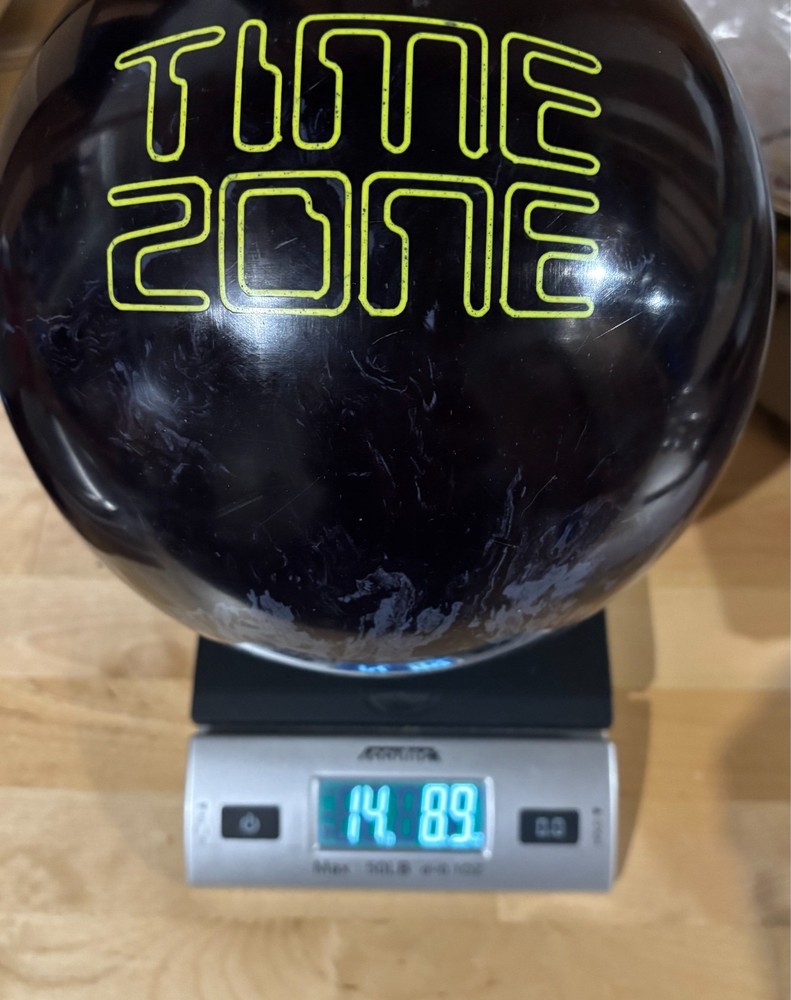 Brunswick Time Zone Bowling Ball - Used - 15 LB