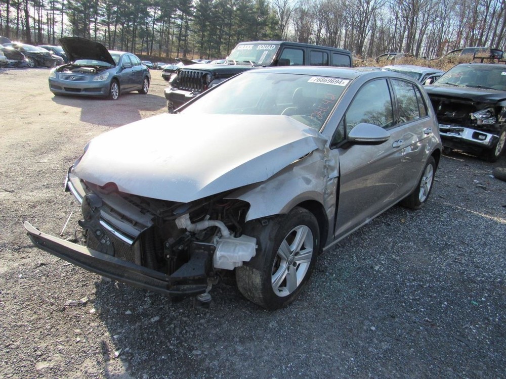 GOLF 2017 Glove Box 1017546