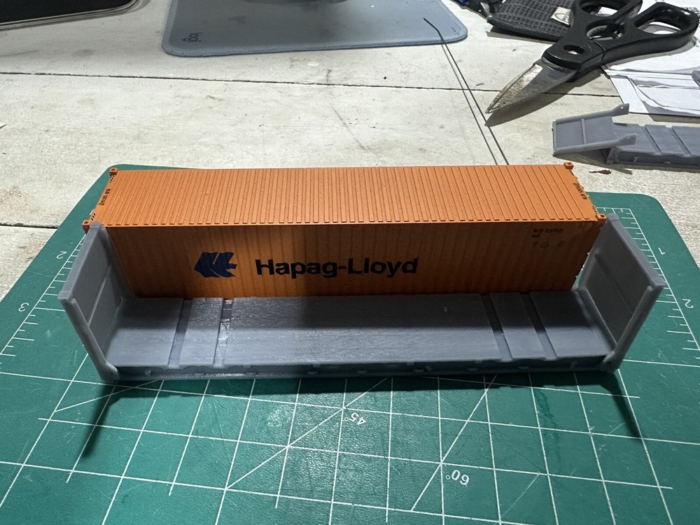 HO Flat Rack shipping container