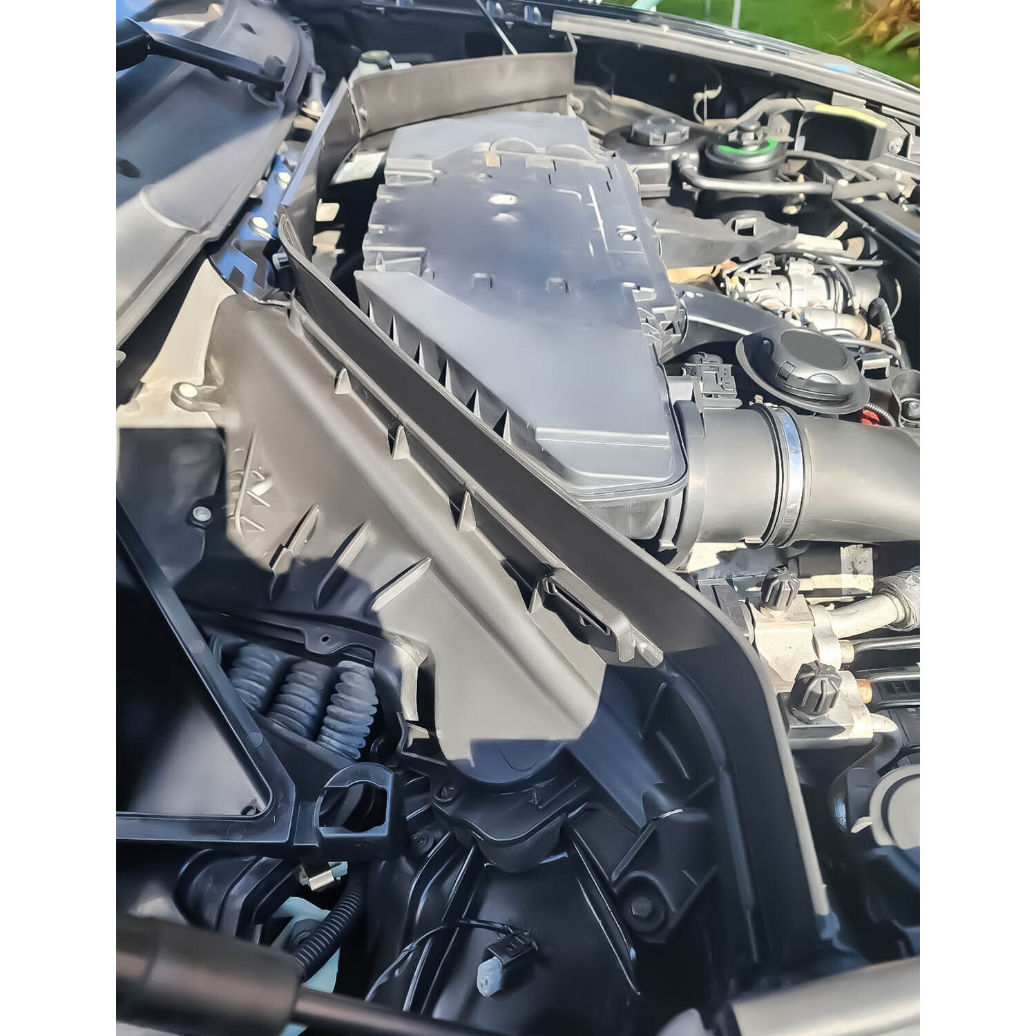 3PCS Engine Upper Cover Compartment Partition Panel For BMW X5 X6 E70 E71 06-14