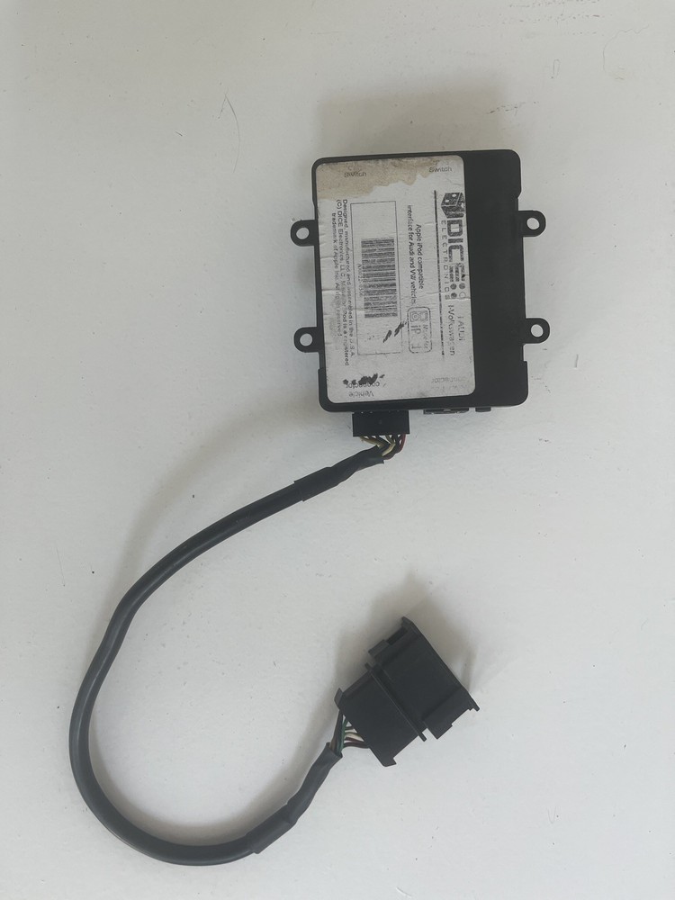 Dice Electronics Car Integration Kit for iPhone Audi/VW/5V