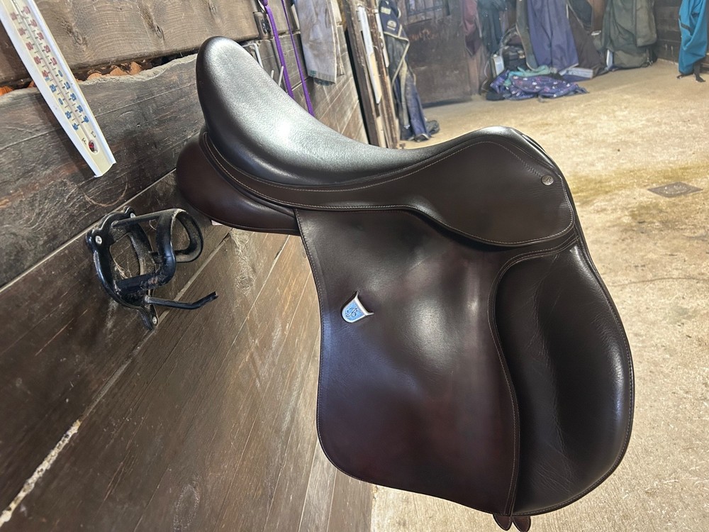 Bates 18 inch saddle all purpose