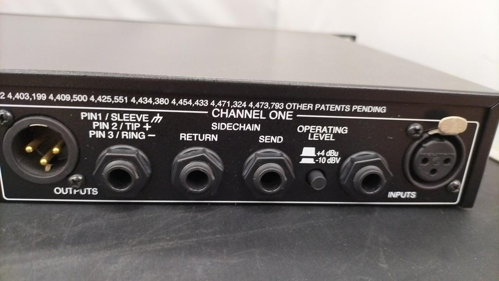 DBX 1066 Compressor
