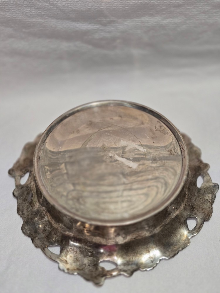 EUC Vintage Silverplate Wine Bottle Coaster Grapevine Design