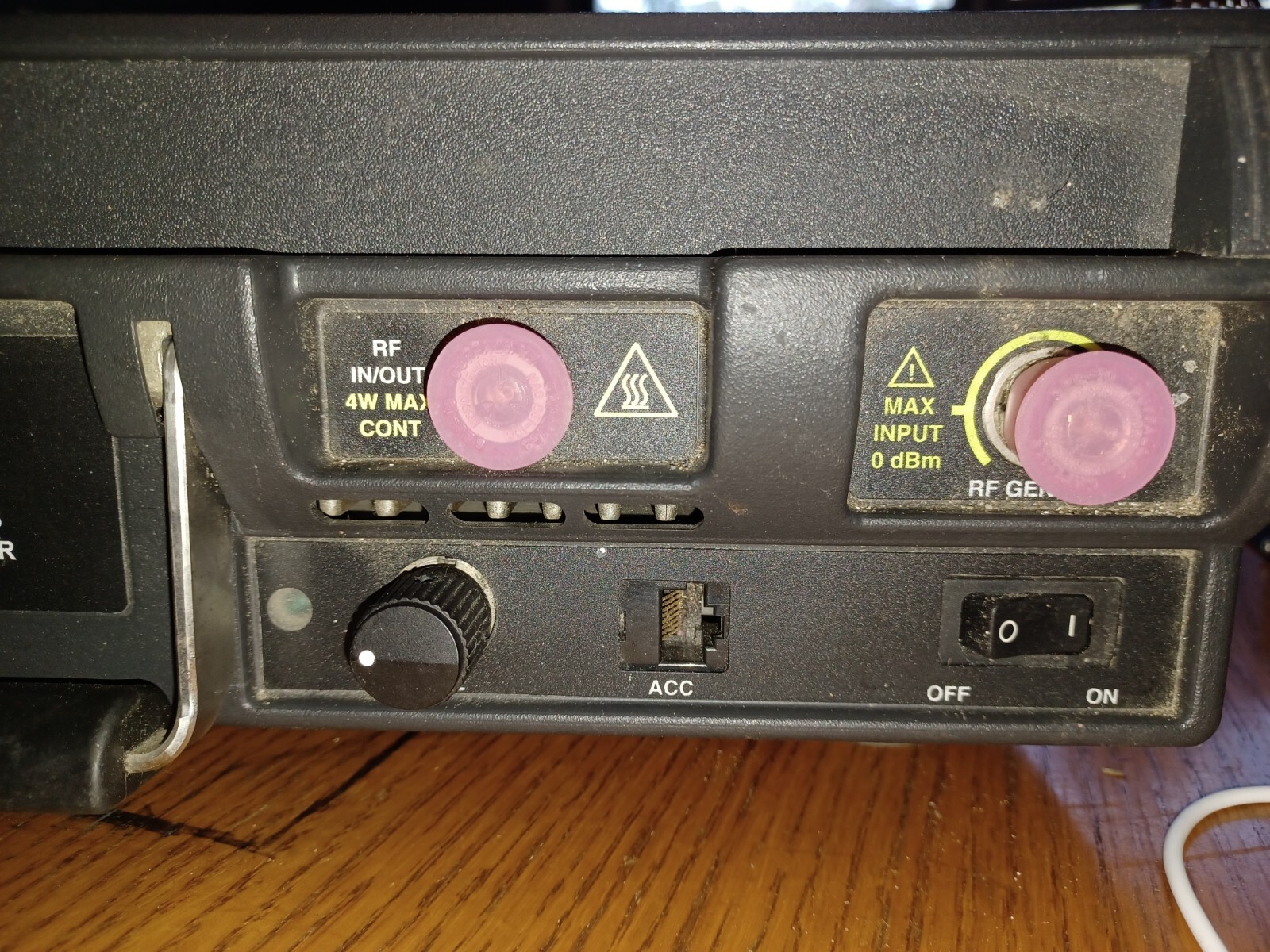 Motorola CyberTest Communications System Analyzer w/AMPS/TACS CBT1103A