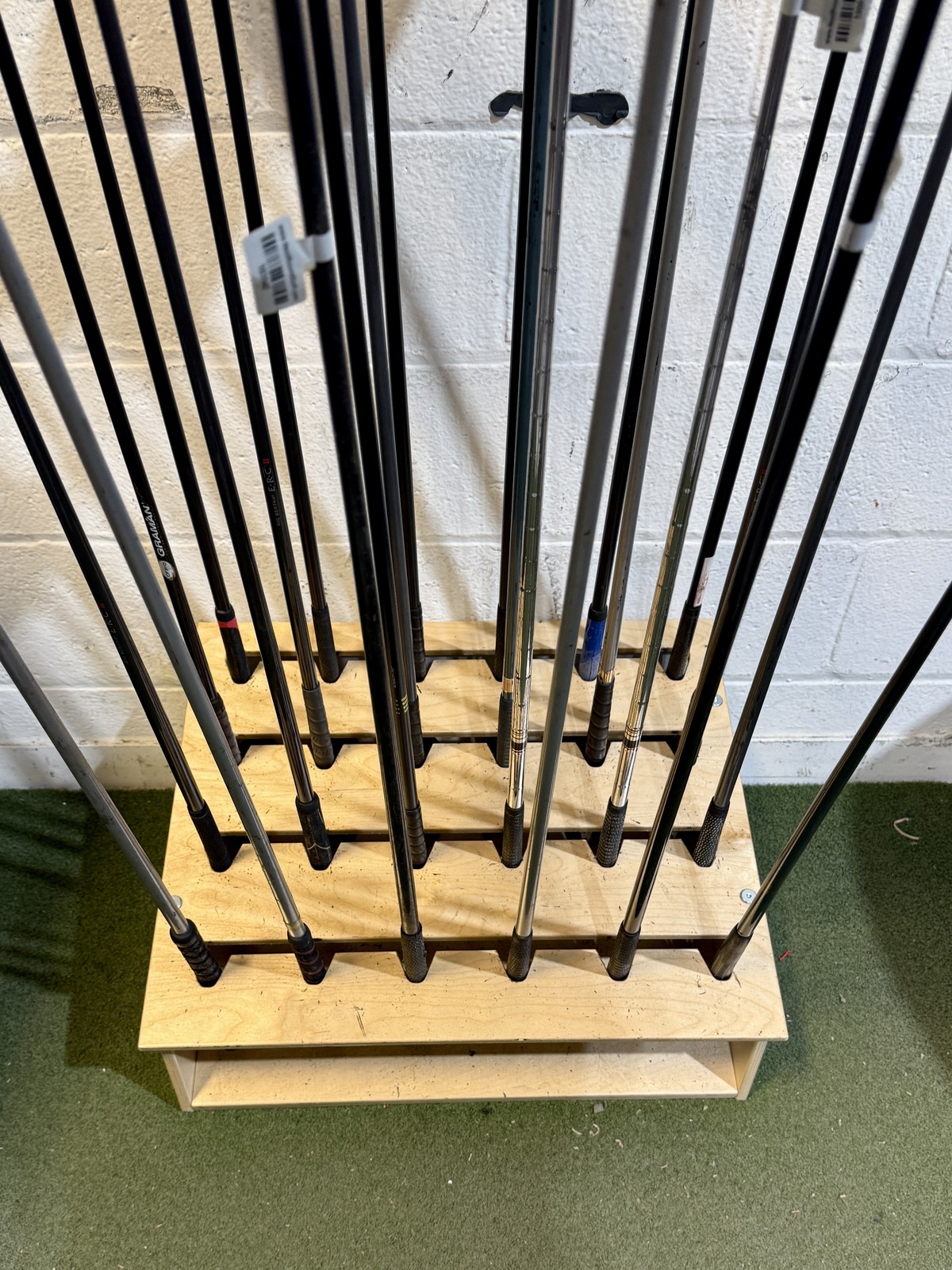 Wholesale Lot of 30 Golf Clubs - Callaway Drivers - Right-Handed - Mixed Flexes