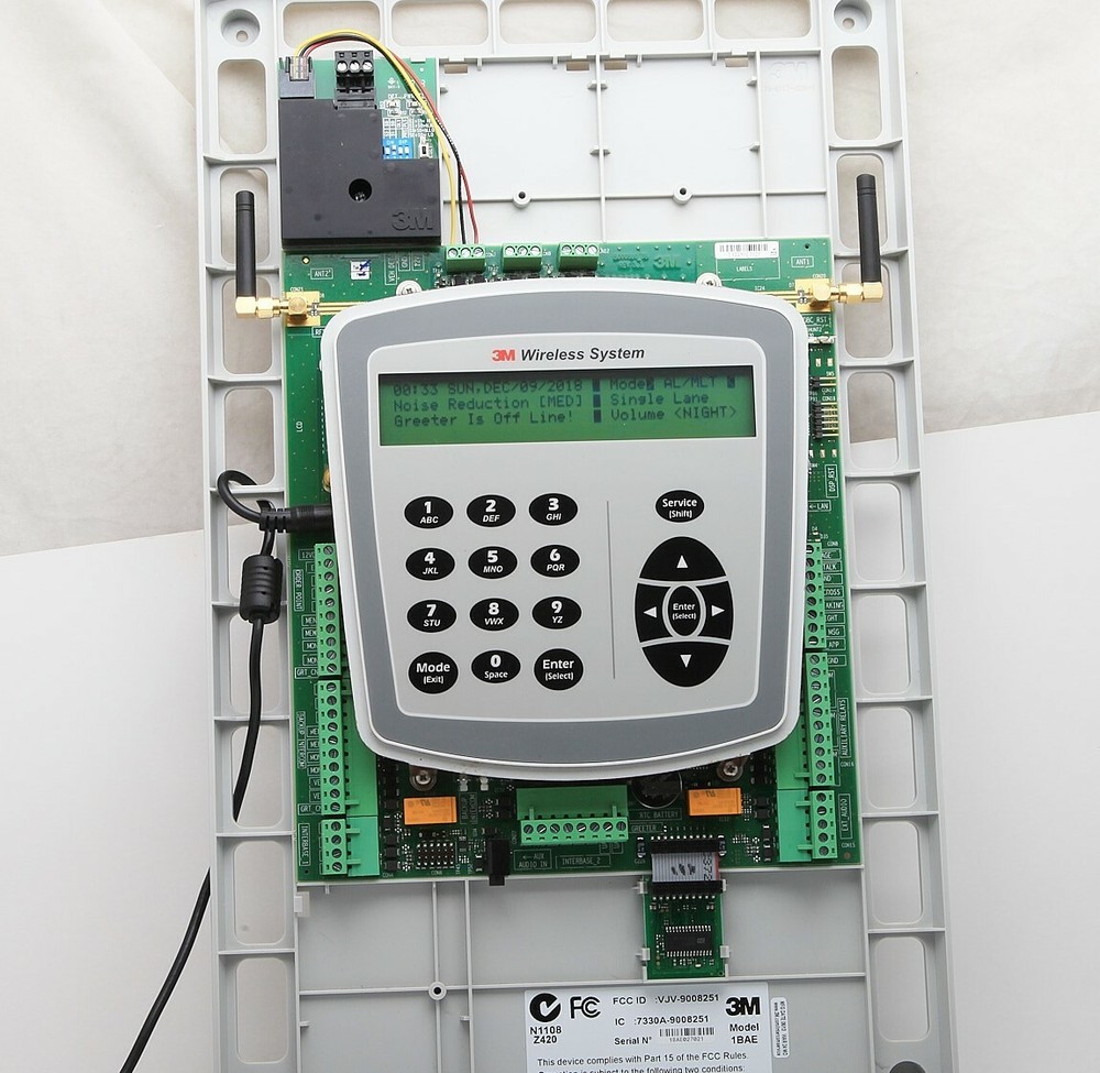 3M 1BAE XT-1 Wireless Drive Thru Intercom Base + Vehicle Detector & Greeter XT1